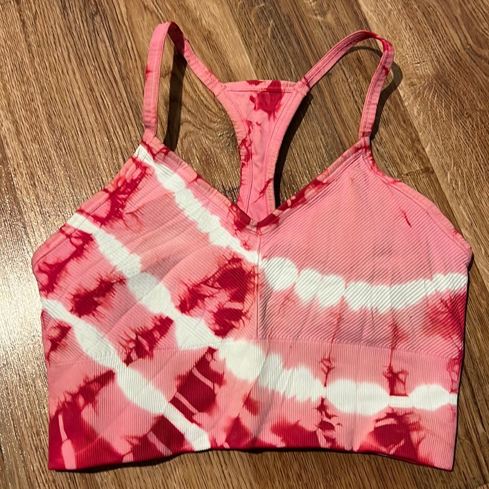 Nux Sports Bra, Pink/Red Tye Dye
